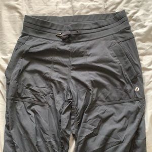 lululemon dance studio black joggers size 6